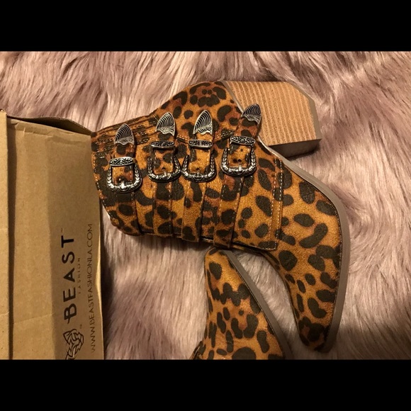 leopard booties - Picture 5 of 8